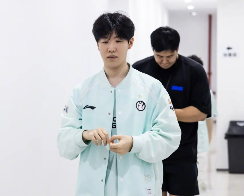 压力下保持, AA, div 压力下保持, AA, div