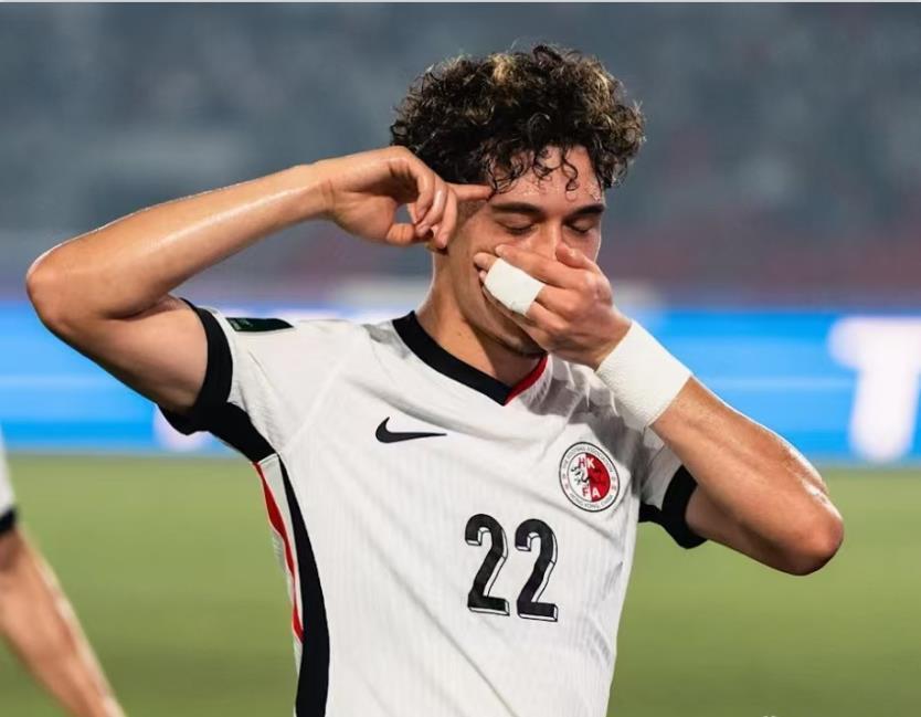 常战术演练, 球的表现, 韩鹏在教练