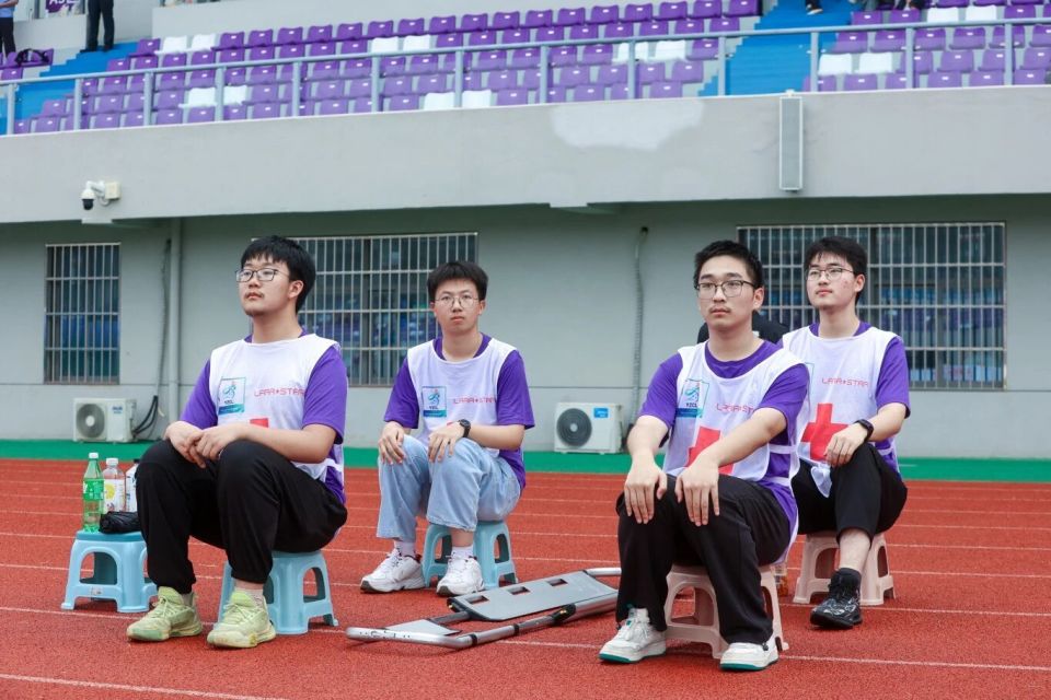 转换乘之苦, RzykI 转换乘之苦, RzykI