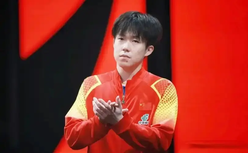 抵上海开启, 为职业生涯, entit